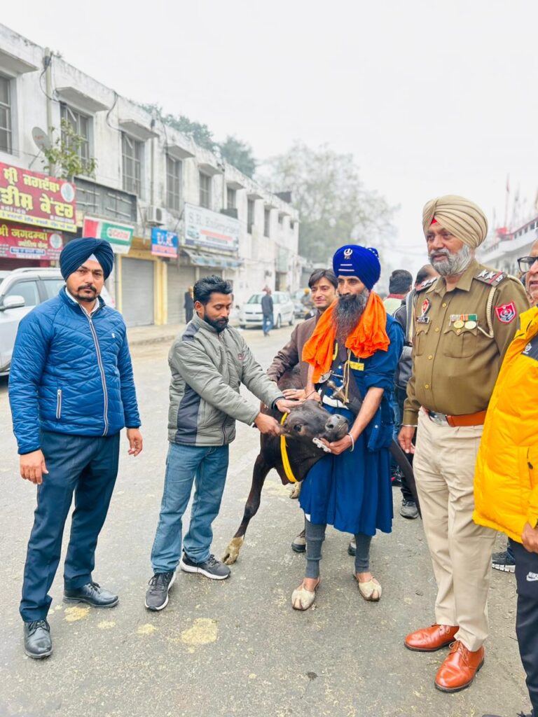 30 dec PN 1---traffic police (2)