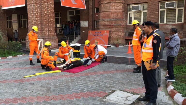 13 feb pn 5----earthquate mock drill (3)