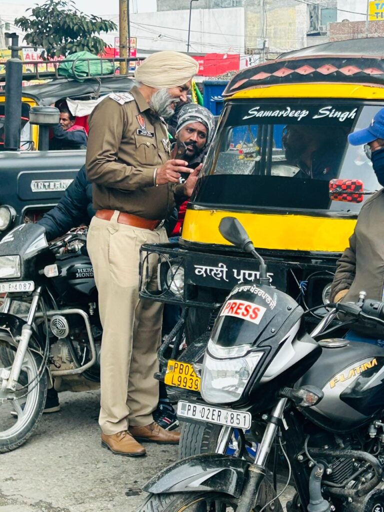 1 March PN 3---traffic (4)