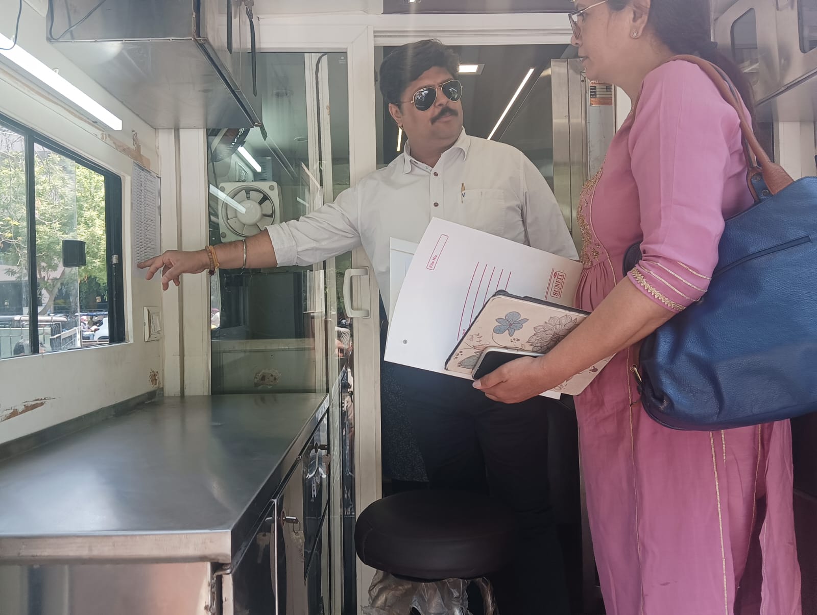 Food Safety on Wheels (2)