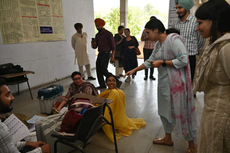All Set for Smooth Polls (4)