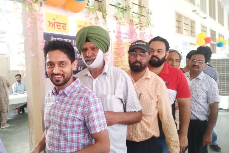 01. DC Mr. Paramvir Singh