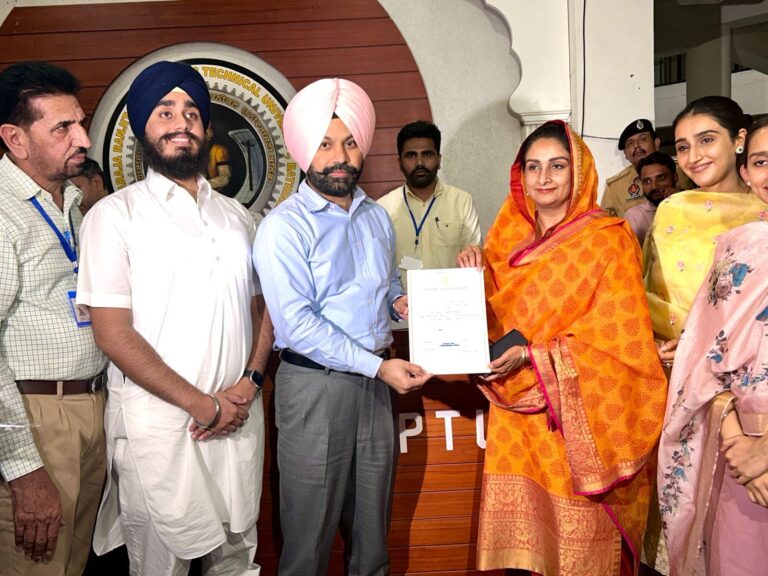 1ce3a99f-4a1a-456d-8db8-f2b3ff603b52