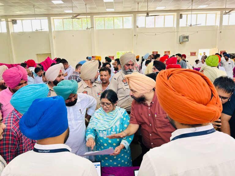 18 July PN 2---app di sarkar aap de dwar camp (2)