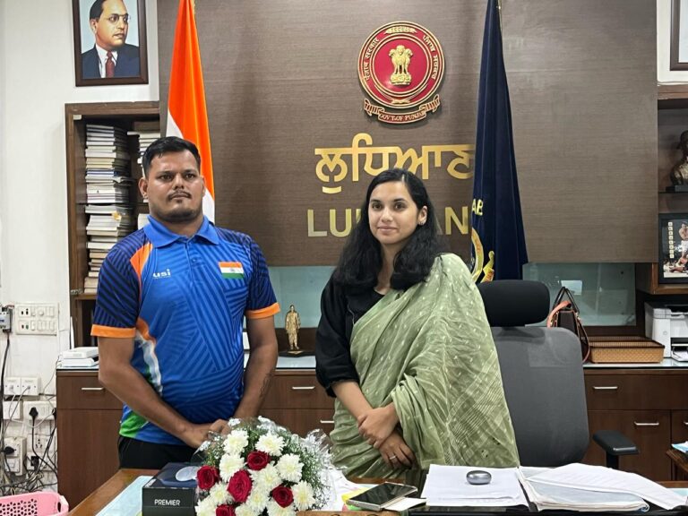 Para-karate champion (1)