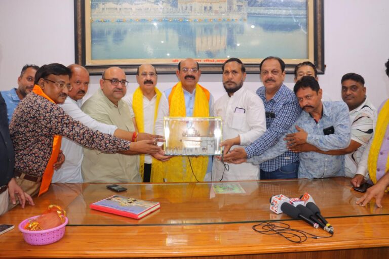 25 Sept PN 5---cabinet minister mahinder bhagat (6)