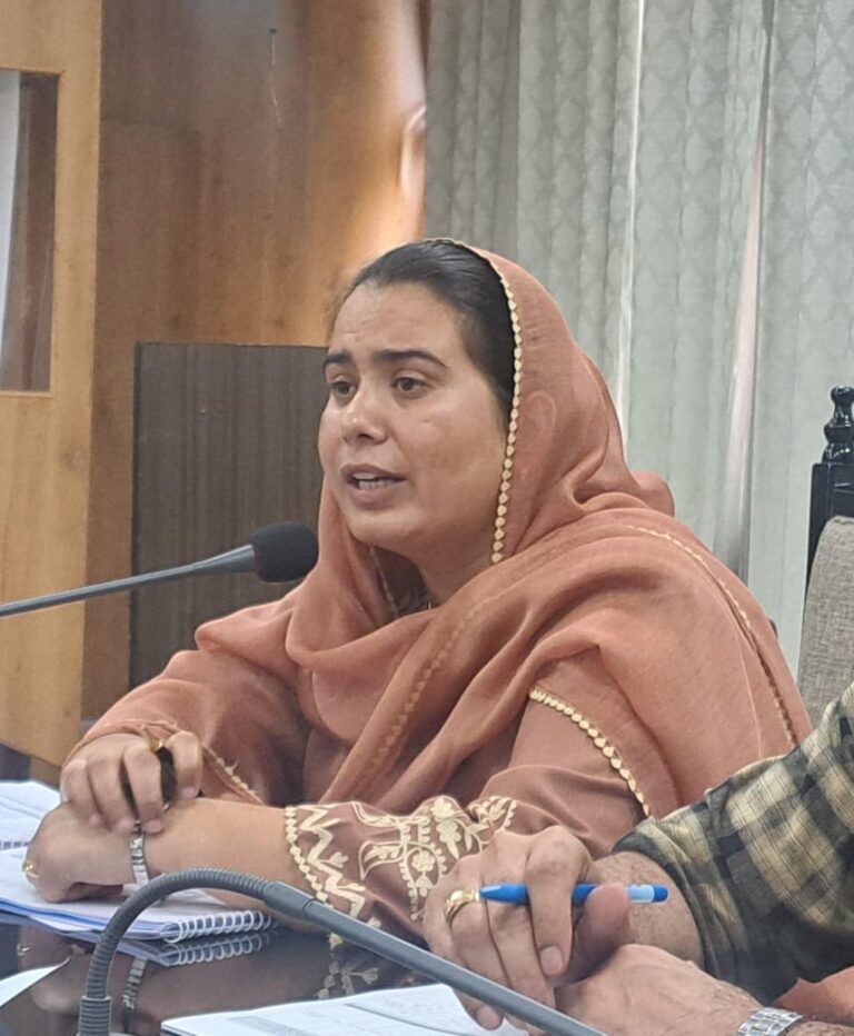 e4c5bc7f-b55f-4cbc-94c3-845696a118d7