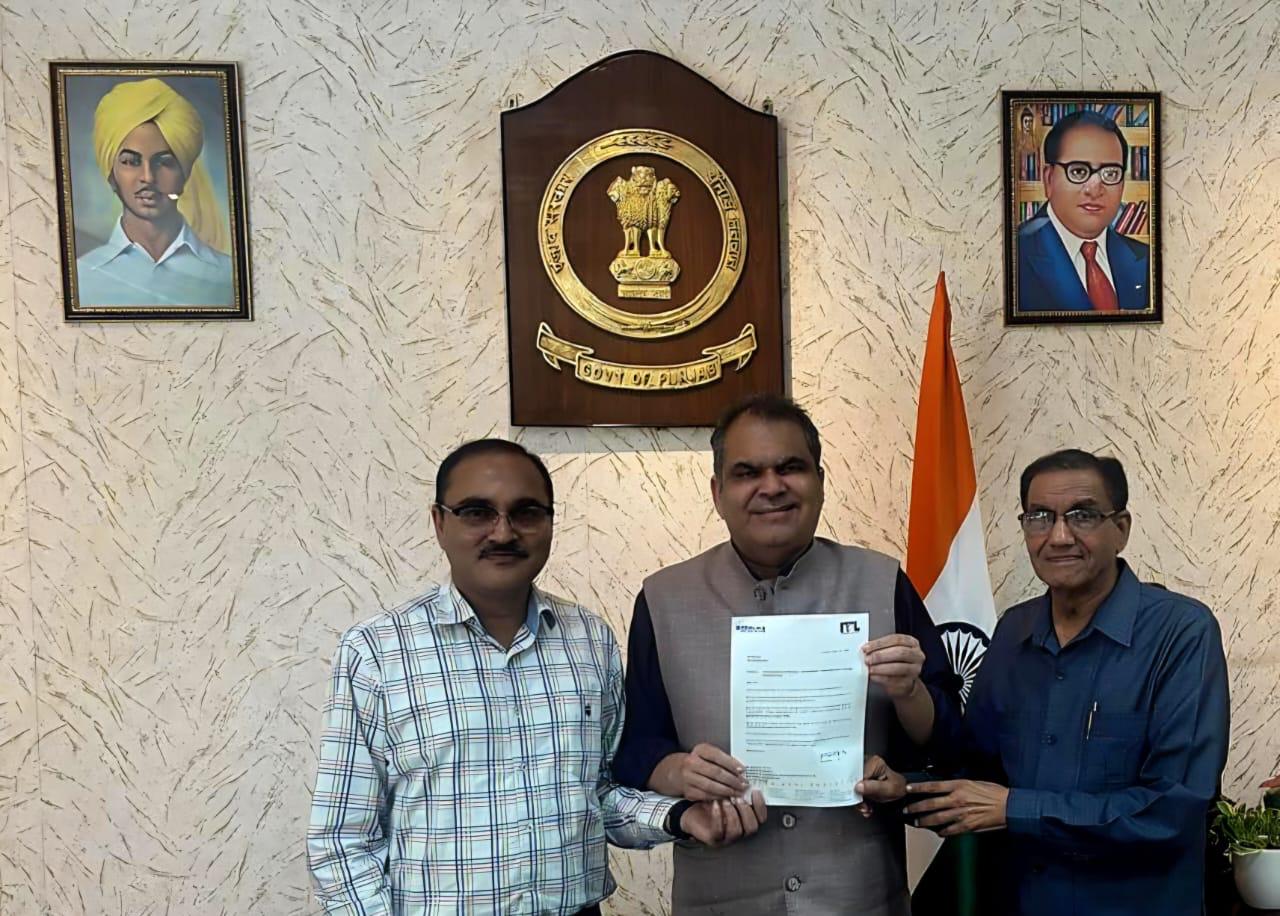 WhatsApp Image 2025-09-26 at 16.09.50