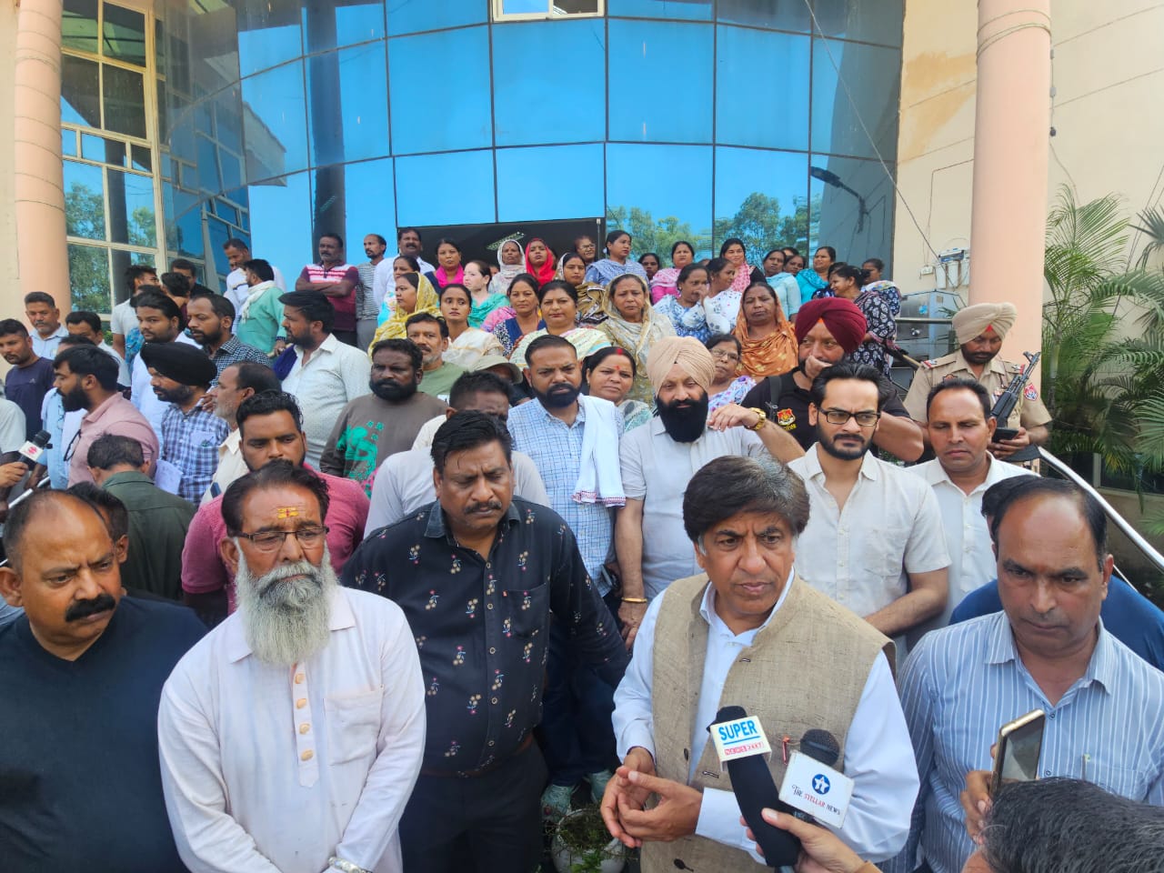 9d53fd81-edbd-4904-aa5b-779d62d10237