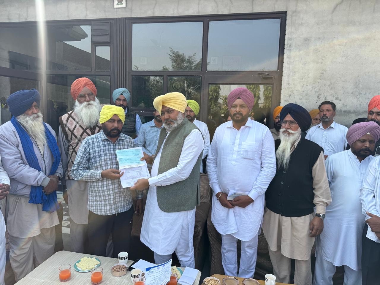 2af664a6-cb99-4c29-b2c7-180408fe5cb7