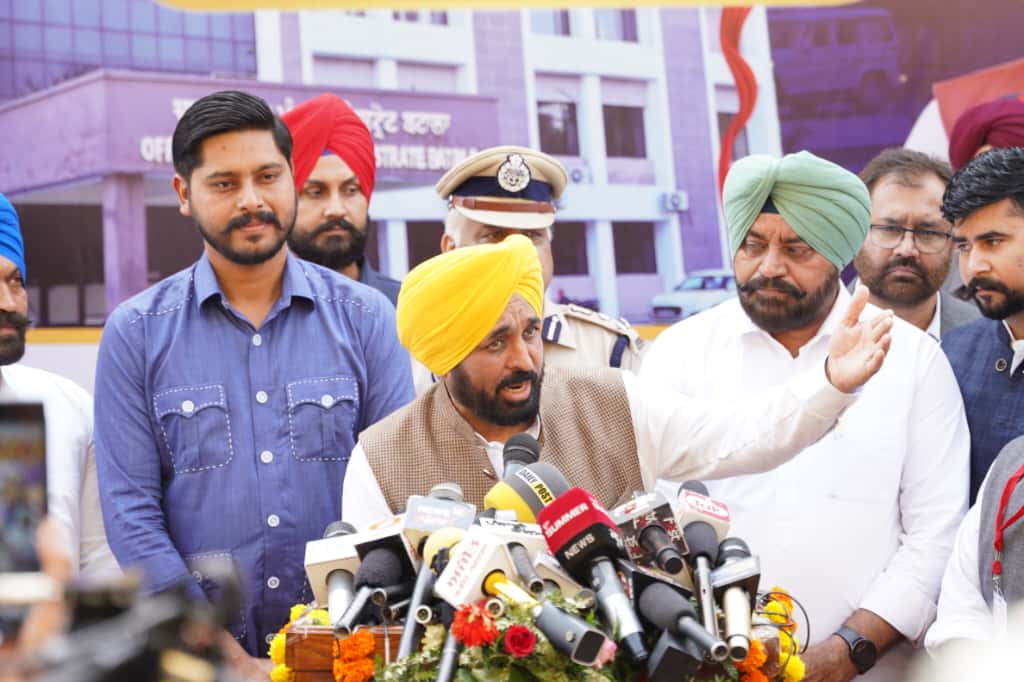 WhatsApp Image 2025-11-08 at 6.06.38 PM (2)