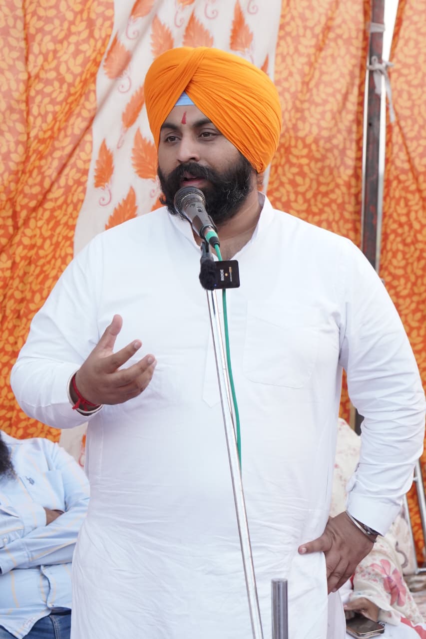 WhatsApp Image 2025-11-15 at 4.03.05 PM