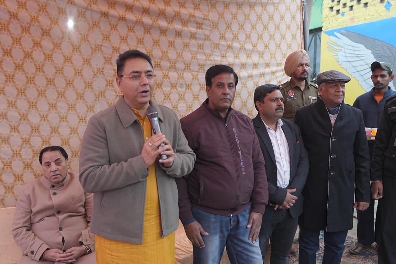 c18c3895-49d1-4102-bcbc-c9d36113233b