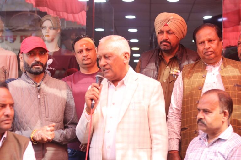 e70a6cef-6eff-4eb3-9632-9d91684ca32a