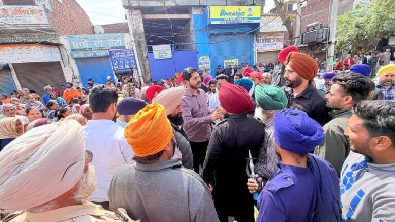 00a69674-8695-4e18-8a2f-3a840c616b9b