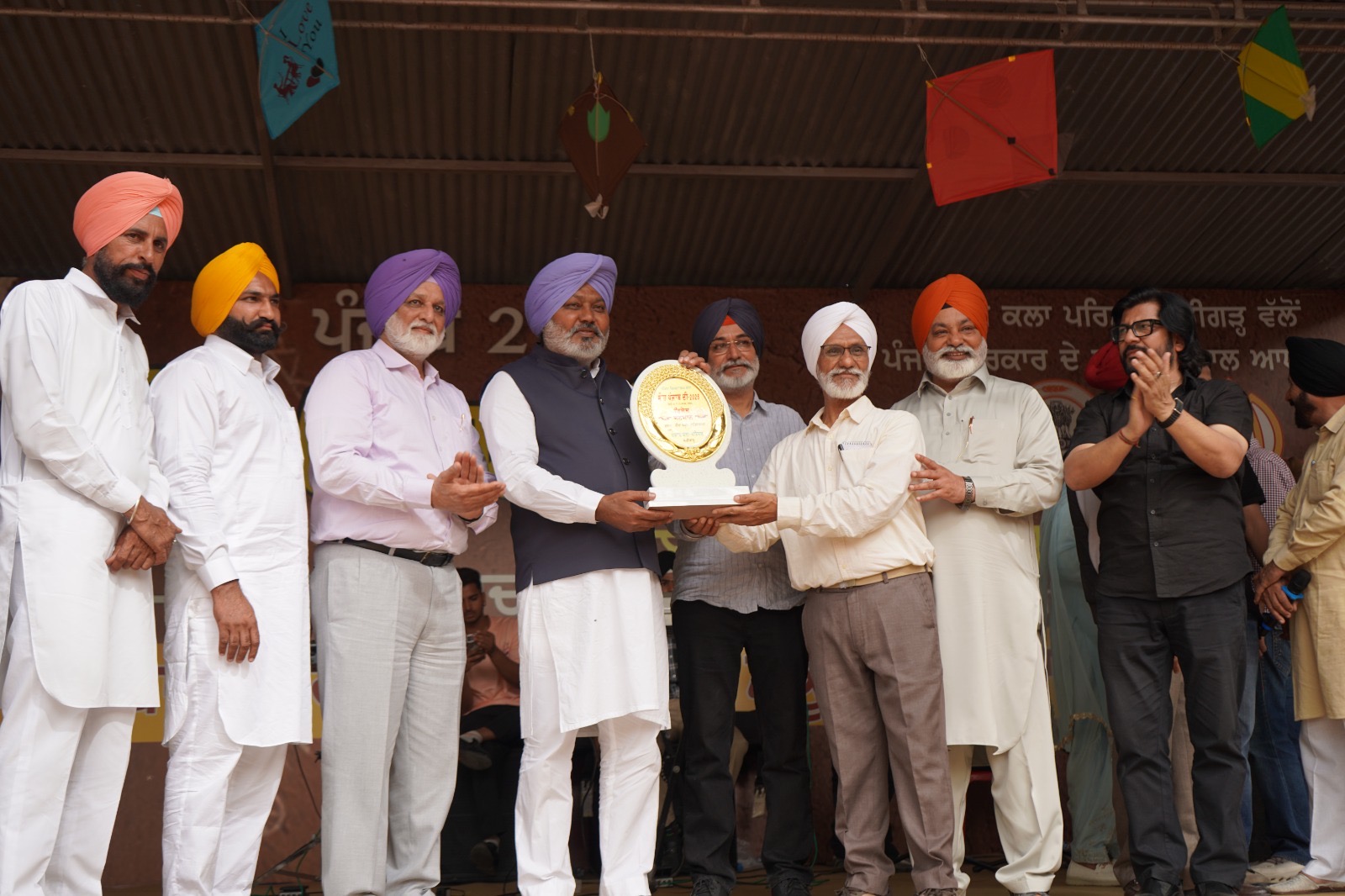 9e964fc2-f9a5-4e7c-bb4a-e9bc12675e19