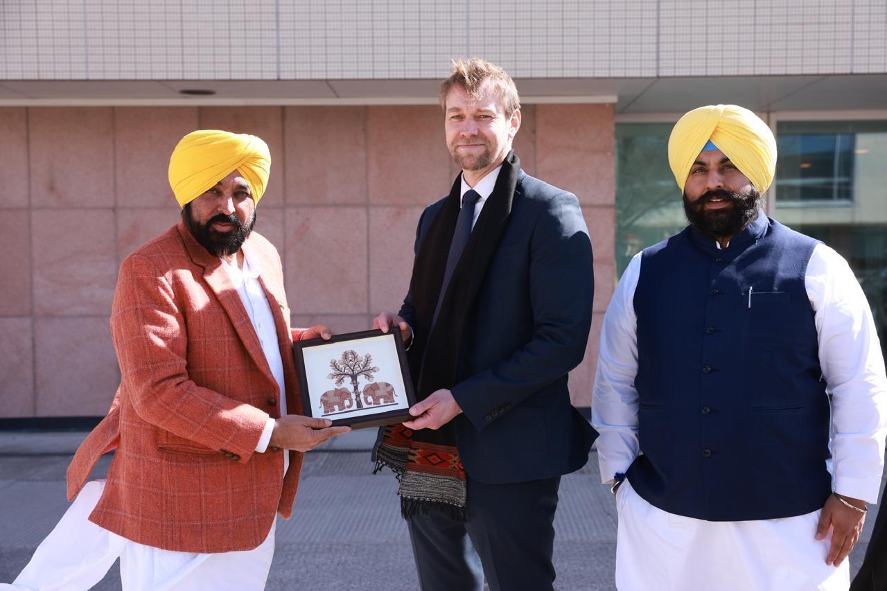 WhatsApp Image 2026-04-23 at 7.44.36 AM