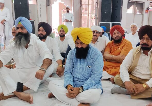 ਚੇਅਰਮੈਨ ਜਸਵੀਰ ਸਿਘ ਗੜ੍ਹੀ (4)