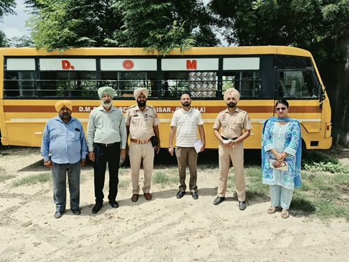ਸੇਫ ਸਕੂਲ ਵਾਹਨ ਪਾਲਿਸੀ ਤਹਿਤ ਵੱਖ-ਵੱਖ ਸਕੂਲਾਂ ਦੀਆਂ ਵੈਨਾਂ ਦੀ ਚੈਕਿੰਗ