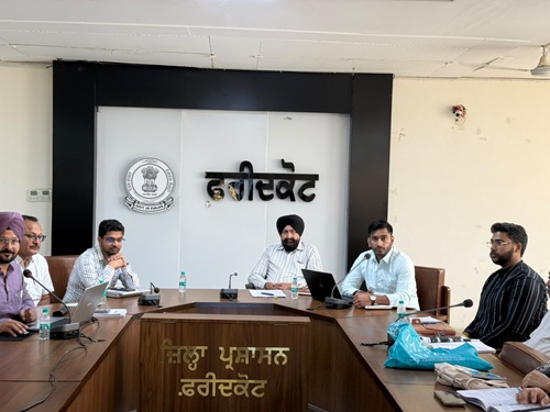 ਜਨਗਣਨਾ 2027 ਫੇਜ਼ 2 ਦੀ ਜ਼ਿਲ੍ਹਾ ਫ਼ਰੀਦਕੋਟ ਦੀ ਜ਼ਿਲ੍ਹਾ ਪੱਧਰ, ਚਾਰਜ ਅਫਸਰਾਂ ਅਤੇ ਕਰਮਚਾਰੀਆਂ ਦੀ ਦੋ ਰੋਜ਼ਾ ਟ੍ਰੇਨਿੰਗ ਕਰਵਾਈ ਗਈ