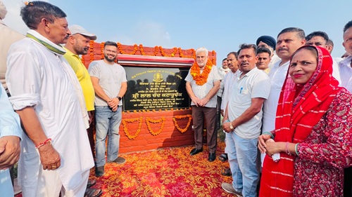 ਕੈਬਨਿਟ ਮੰਤਰੀ ਪੰਜਾਬ ਸ੍ਰੀ ਲਾਲ ਚੰਦ ਕਟਾਰੂਚੱਕ ਨੇ ਸ਼ਿੰਗਾਰਮਾ ਪੁਲ ਦਾ ਨੀਂਹ ਪੱਥਰ ਰੱਖਿਆ,
