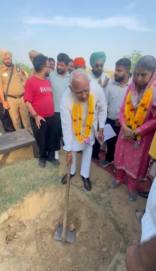 ਕੈਬਨਿਟ ਮੰਤਰੀ ਬਰਿੰਦਰ ਕੁਮਾਰ ਗੋਇਲ ਵੱਲੋਂ ਹਲਕਾ ਲਹਿਰਾ ਵਿੱਚ ਦੋ ਸਟੀਲ ਫੁੱਟ ਬ੍ਰਿਜਾਂ ਦੀ ਸਥਾਪਨਾ ਦੇ ਕੰਮ ਦੀ ਸ਼ੁਰੂਆਤ